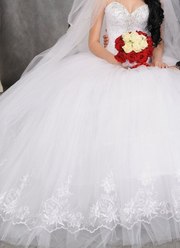 продам шикарное свадебное платье