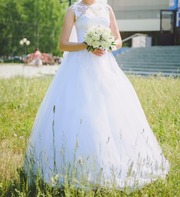 Продаю красивое свадебное платье